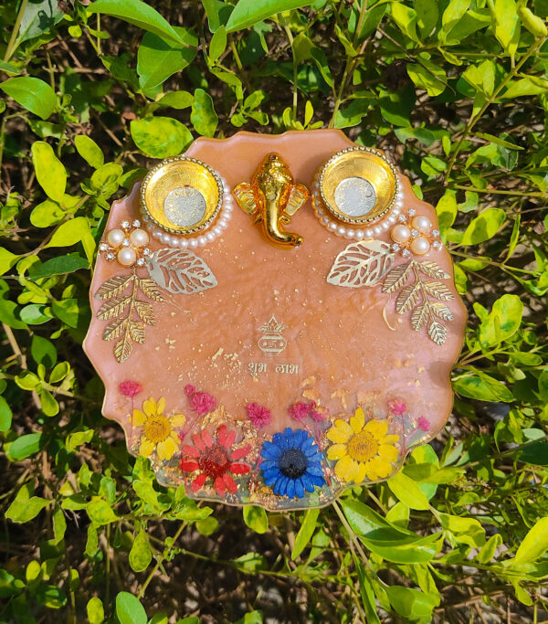 Handmade Resin Pooja Thali with Real Flower - Image 2