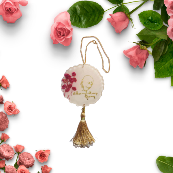 Resin Car Hanging Accessories - Image 3